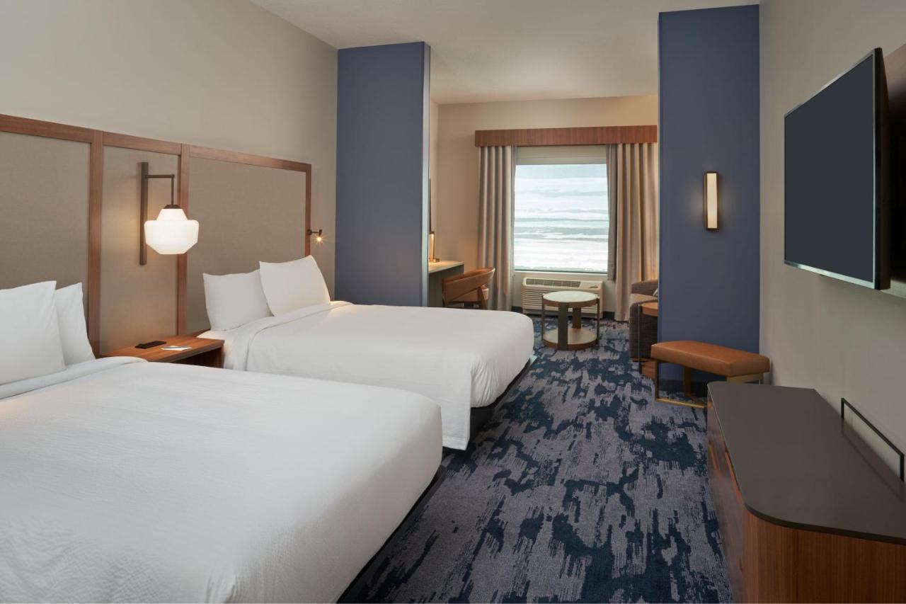 Hotel Fairfield By Marriott & West Palm Century Village (West Palm Beach, Palm Beach County)