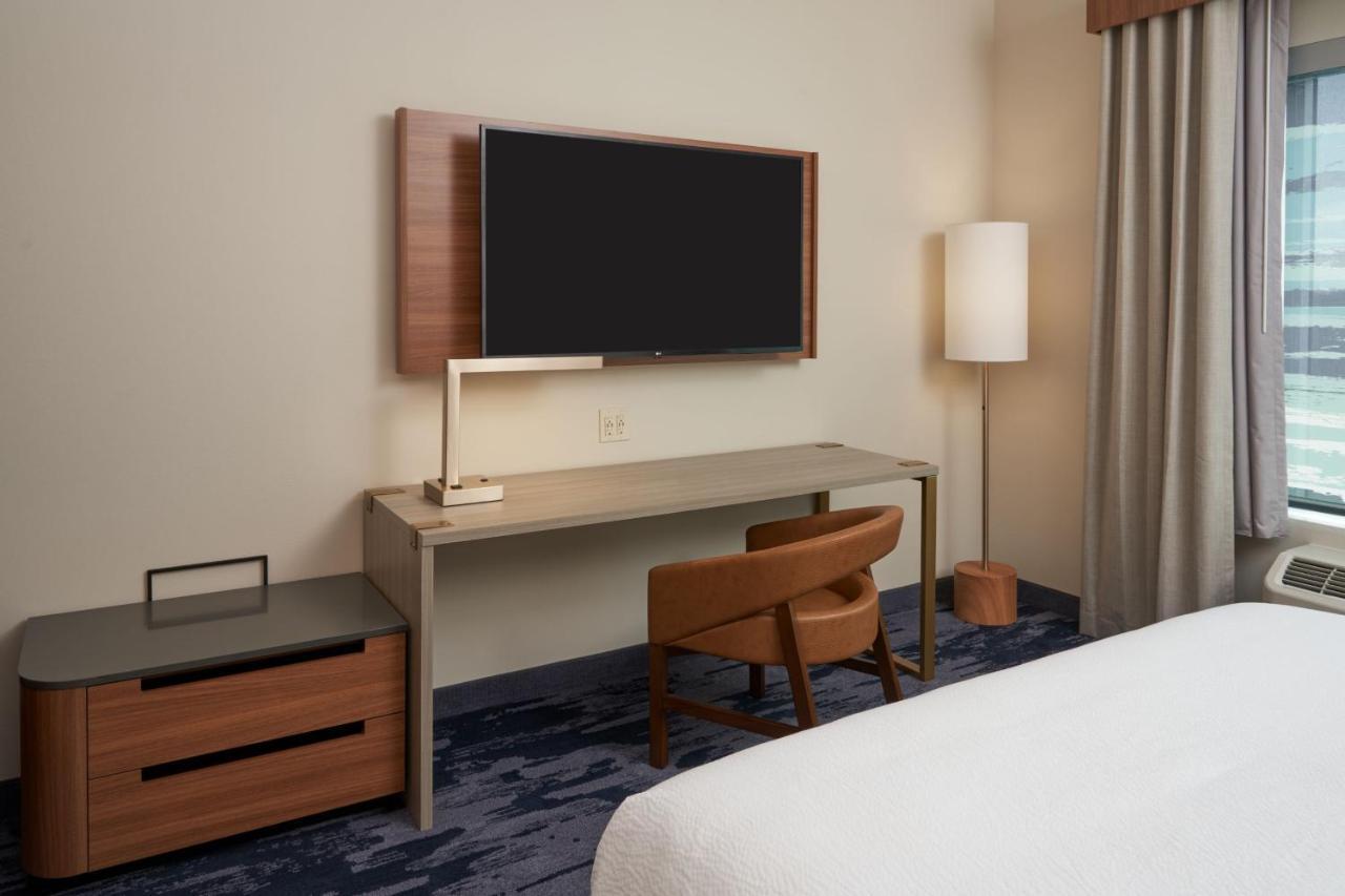 Fairfield By Marriott & West Palm Century Village (West Palm Beach, Palm Beach County)